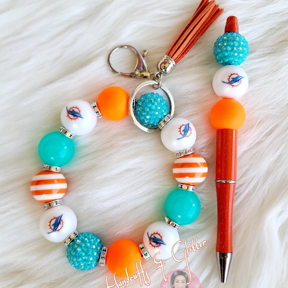 Customizable Wristlets - Picture 12 of 16